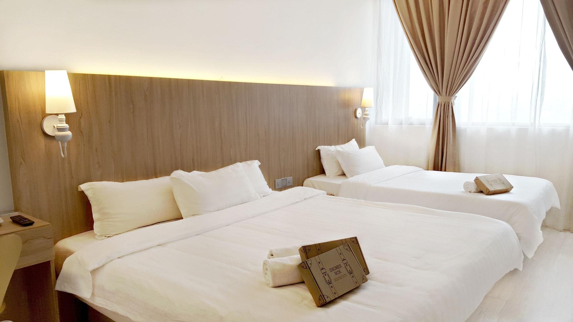 Creator Hotel Кулай Екстериор снимка