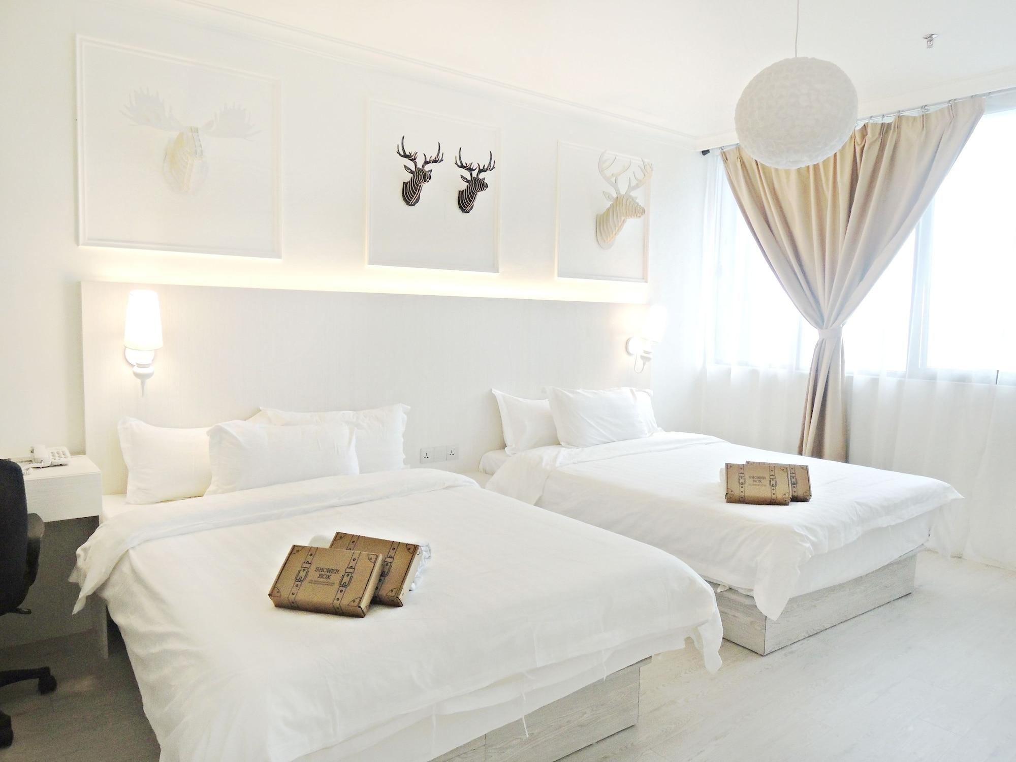 Creator Hotel Кулай Екстериор снимка