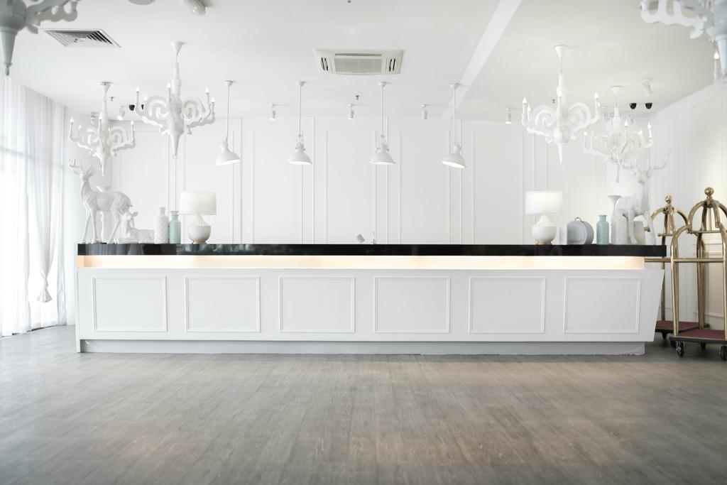 Creator Hotel Кулай Екстериор снимка